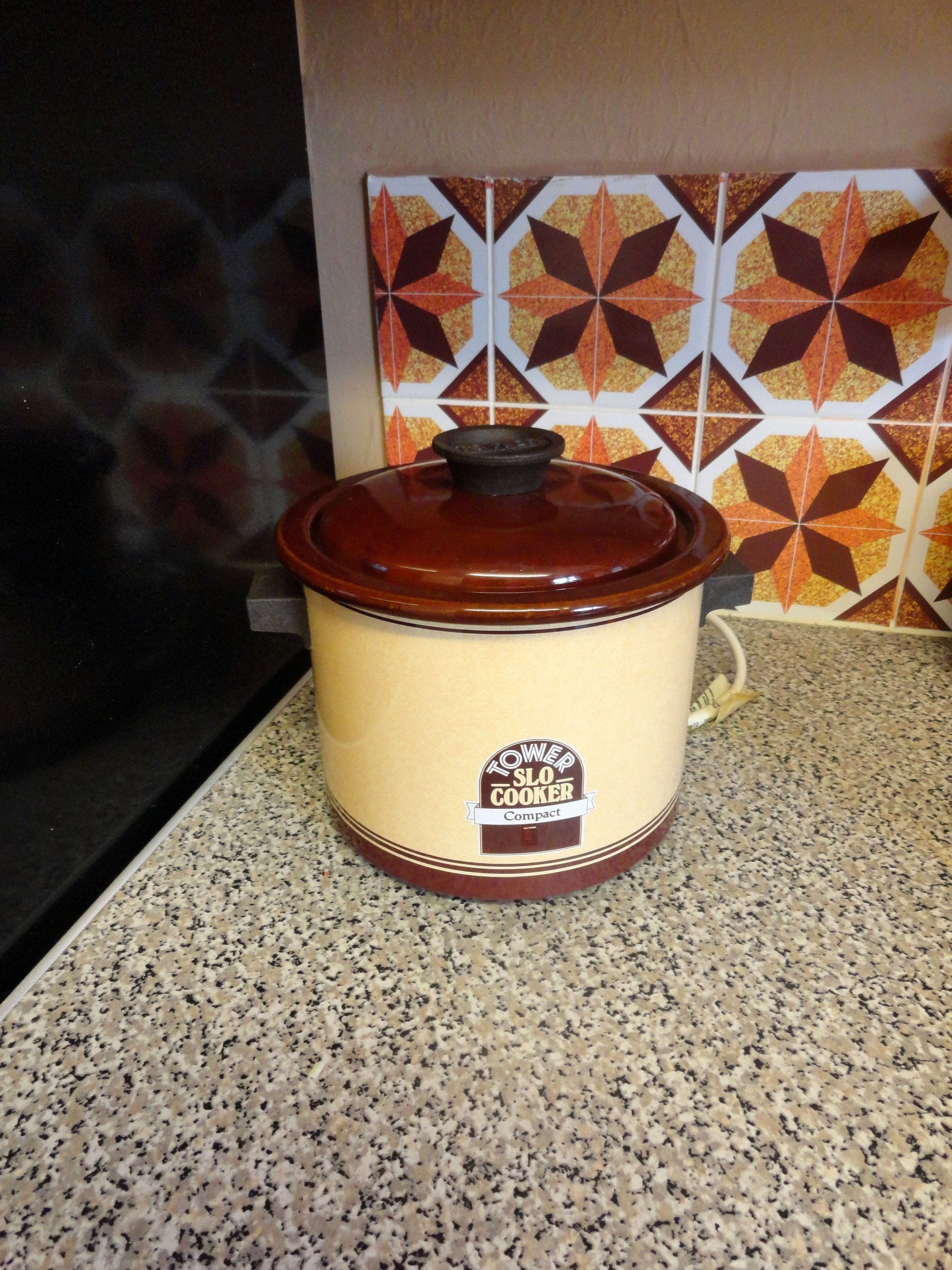 Tower Slow Cooker COMPACT MODEL 3872