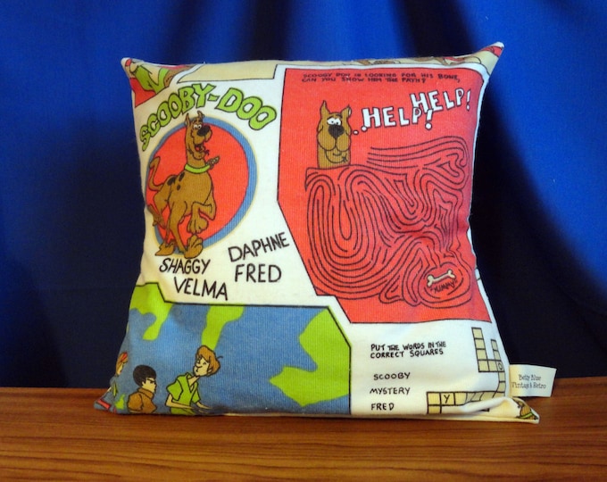 Hand made vintage fabric Scooby Doo cushion cover