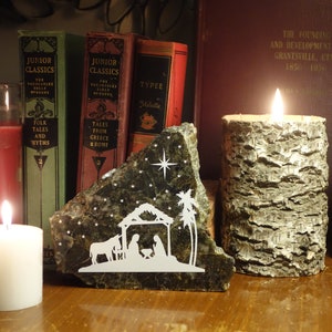 Stable Nativity with Palm- Original Granite Decor