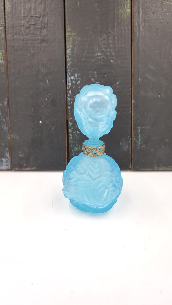 I.W. Rice Japan Aqua Blue Glass Perfume Bottle wit
