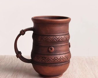 Clay beer mugs with handle Oversized ceramic 25 oz handthrown mugs for beer Eco friendly stoneware Rustic ceramic tankard
