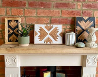 Panel ścienny z drewna w stylu rustykalnym, Drewniana mozaika ścienna, Sztuka ścienna z odzyskanego drewna, Geometryczna rustykalna dekoracja ścienna z drewna, Sztuka ścienna z rodzimego drewna