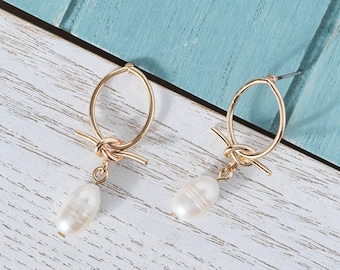 Pearl dangle earrings and gold knot stud earrings, Tie the knot earrings, Bridesmaid earrings, Bridal earring, Unique gifts, Dainty earrings