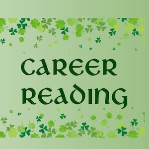 Könnte beinhalten: Hellgrüner Hintergrund mit den Worten "CAREER READING" in dunkelgrüner, stilisierter Schrift. Das Bild ist mit verschiedenen Grüntönen von Kleeblättern verziert, was ein festliches und thematisches Design ergibt.