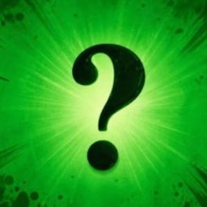 Può includere: Un grande punto interrogativo nero e solido centrato su uno sfondo verde vibrante e radiante. Lo sfondo presenta raggi di luce che emanano dal centro, con bordi verde scuro, strutturati e con macchie.