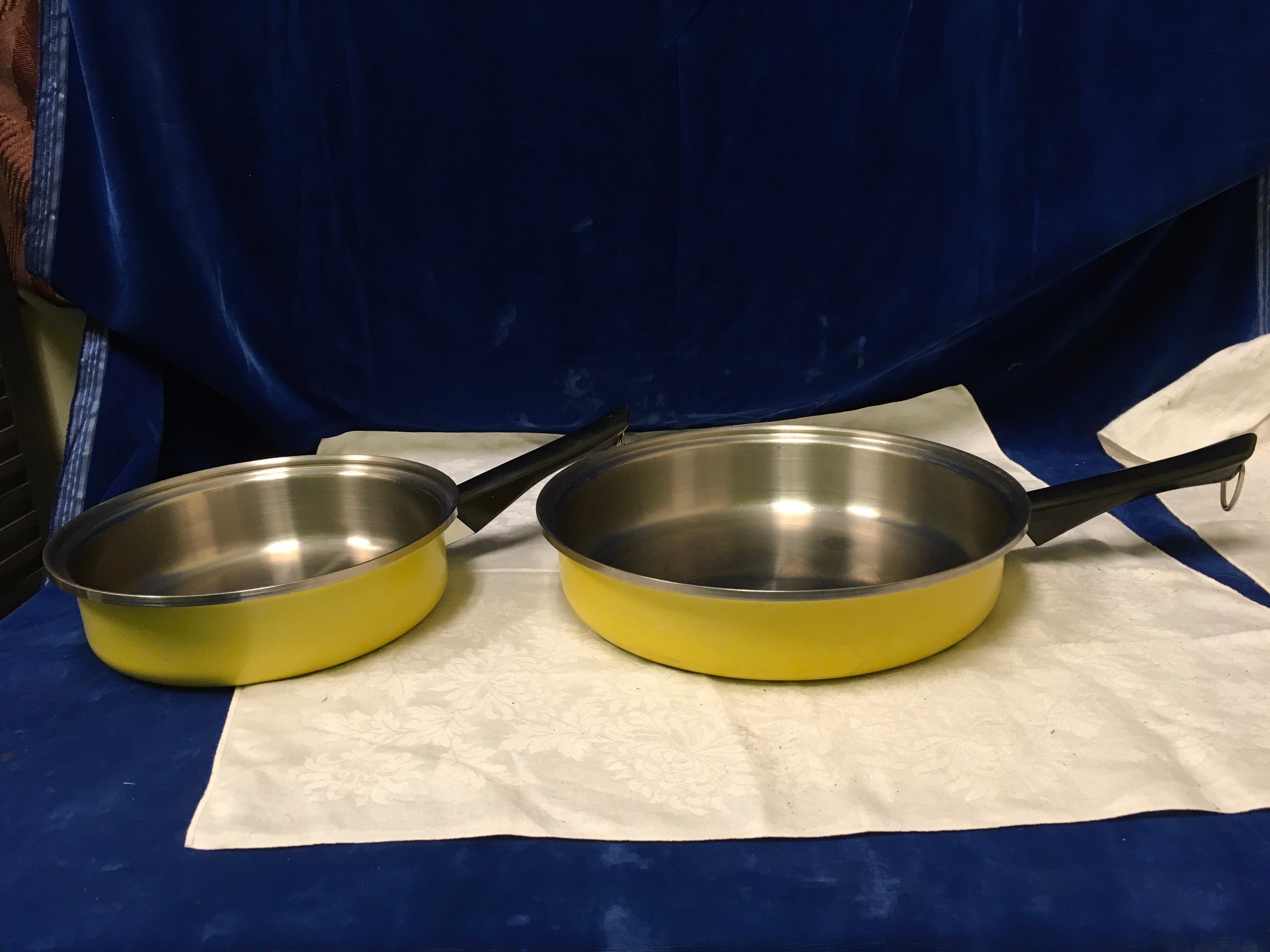 2 Vintage Sears Stainless Steel Yellow Frying Pans/skillets. 