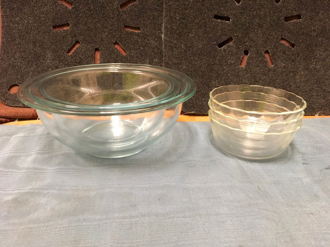 Pyrex clear glass Mixing and Custard/Dessert Bowls. 5 Pieces Etsy