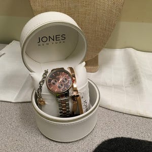 Jones New York Watch - Etsy display picture 1