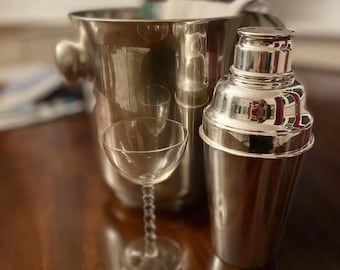 WALKER & HALL Silver Plate - Art Deco Cocktail Shaker - 8