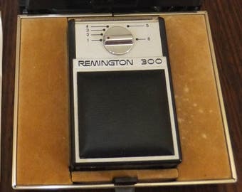 A gift for him, Remington mobile razor,Australian made and in working order!!