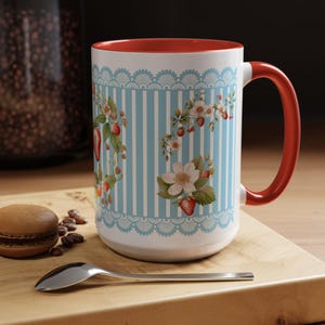 Vintage style, strawberries and stripes 15oz mug