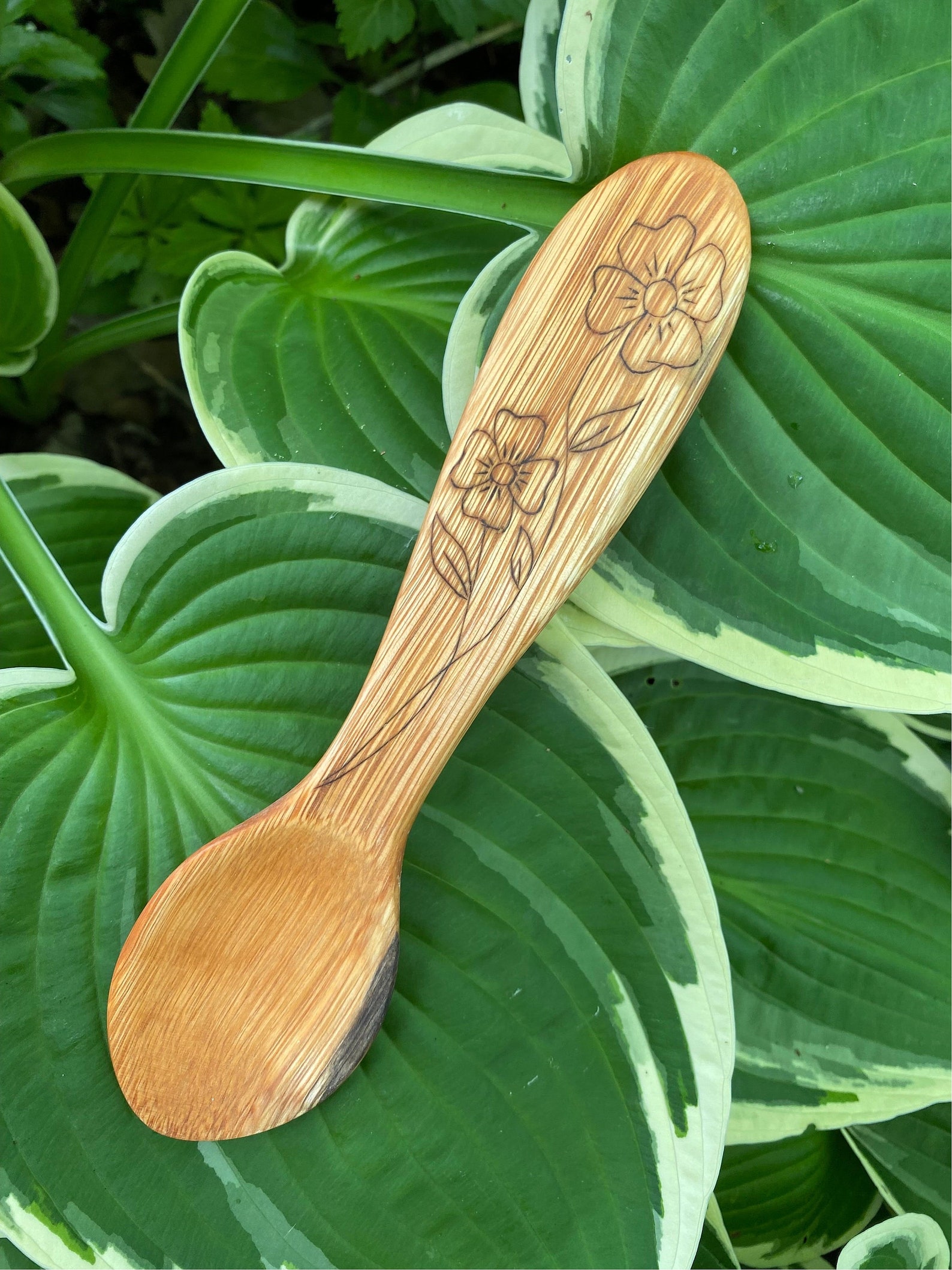 Wicker Rocking Spoon Buckthorn Wood Eating Spoon With Flower Decoration | Hand Carved Wooden ...