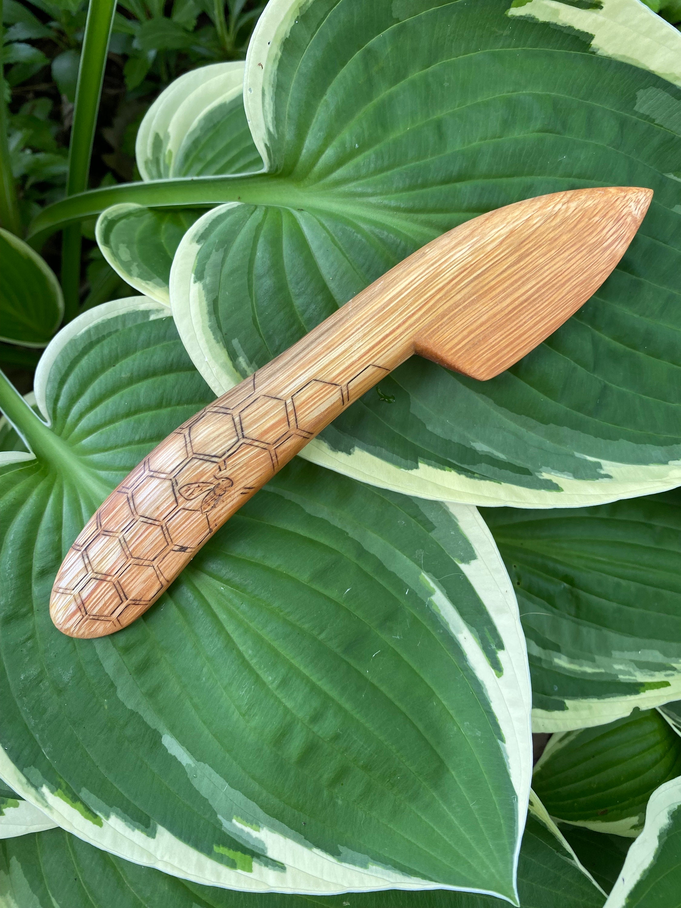 Buckthorn Wood Spreader With Bee and Honey Comb Decoration | Hand ...
