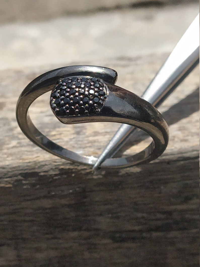 NATURAL BLACK SPINEL Ring-925 sterling silver ring