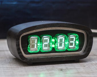 VFD Tube Clock, Green Backlight, Ash Wood Case