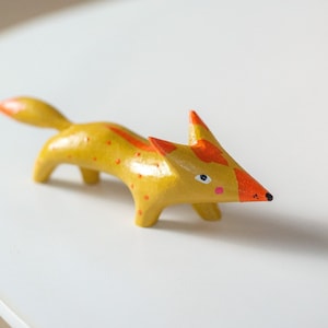Handmade wooden fox animal figure, montessori toys, waldorf toys, montessori baby toys, fox sculpture, montessori materials,