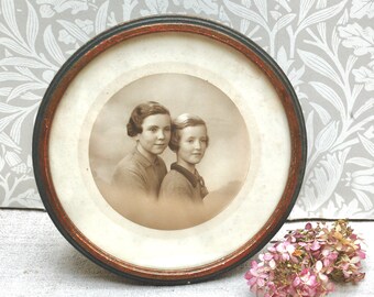 34+ Round Picture Frame Old Pics