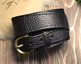 Black leather cuff bracelet with buckle, LeatherFeatherArt oldschool aviator bracelet cuff, Masculine leather wrist cuff, Ukrainian items