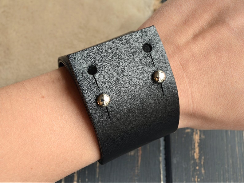 mens leather wrist cuff