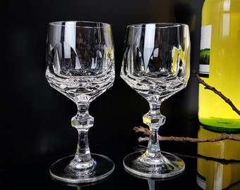 2 noble vintage wine glasses made of crystal 70s lead crystal Boho retro Nachtmann  crystal glasses