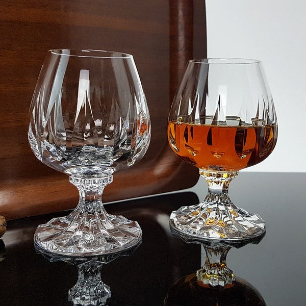 2 élégants verres à cognac / brandy vintage en cristal au plomb, lourds et solides Villeroy & Boch