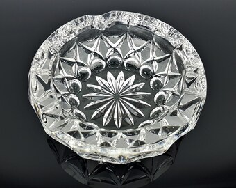 エレガントなクリスタルガラスの灰皿ヴィンテージ70年代 - Etsy 日本