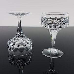 2 noble vintage Liqueur glasses made of crystal / lead crystal solid glasses crystal glasses 70s