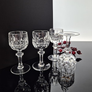 4 fine vintage crystal schnapps / vodka glasses