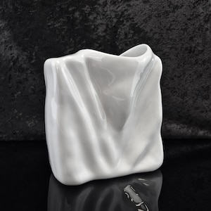 Vintage vase flower vase by Bavaria Eschenbach made of porcelain Made in Germany White Mid Century Op art Shabby porcelain vase