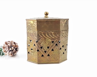 Creative Co-op エンボス加工 ブリキ製ポストボックス 10.5 x 15.5 レッド DA5059ZUR エンボス加工サービス | カスタムブリキボックスサービス | TINS\u200b\u200bPKG