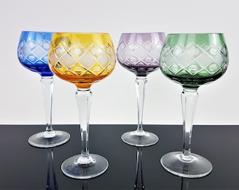 レトロ青い市松模様のワイングラス ガラス工芸品 4つの高貴なワイングラス、クリスタル製のローマのグラス、赤い70年代