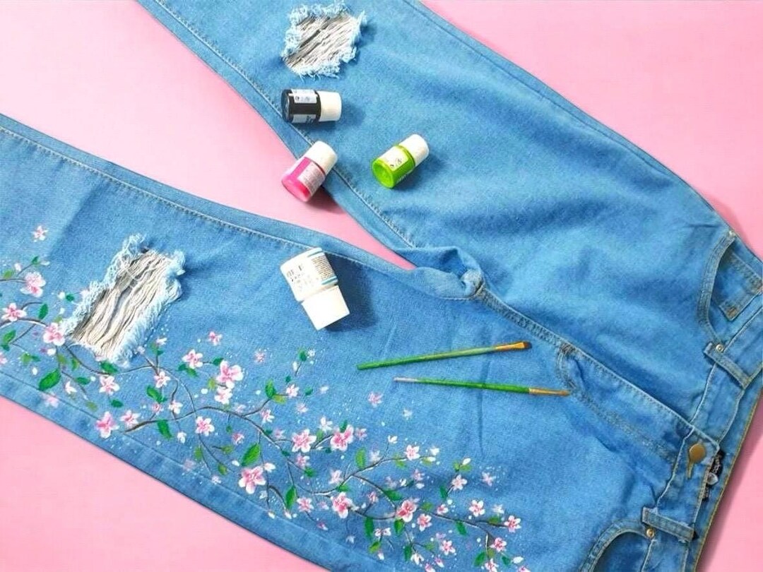 【GRAVER】Flower smile embroidery clip denim pants MUSINSA | GRAVER UPPER FLOWER SMILE WHITE CLIP SLIM TAPERED