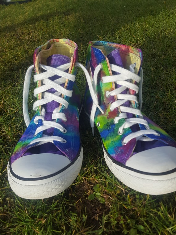 hand painted converse
