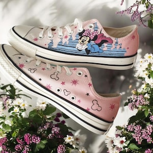 Custom painted Converse, Vans, customized shoes trainers, Disney shoes trainers, Minnie Converse, one of a kind shoes, hand painted shoes