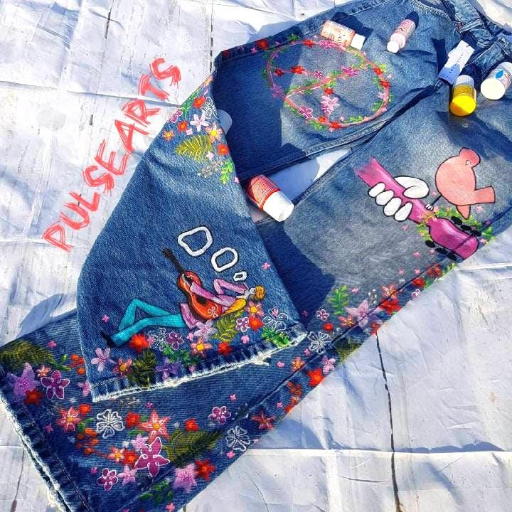Boho Painted Jeans Handpainted Jeans with Flowers Roses Flare Bootcut Painted Jeans for Woman Girl Gift Idea for Her Custom Clothing Jeans