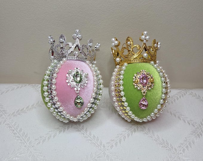 Individually Box Tiara Ornament in Pink and Green