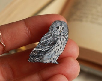 Great gray owl pin - wooden Great grey owl brooch bird pin Great grey owl pin badge Owl jewelry Great grey owl gift idea Owl pin badge