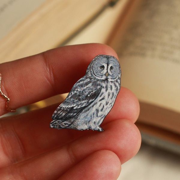 Great gray owl pin - wooden Great grey owl brooch bird pin Great grey owl pin badge Owl jewelry Great grey owl gift idea Owl pin badge