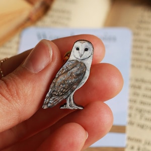 Barn owl pin - wooden owl brooch wooden bird pin barn owl pin badge owl jewellery Owl jewelry gift Barn owl jewellery Barn owl gift idea