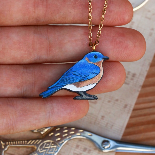 Collier oiseau bleu - pendentif oiseau bleu en bois Breloque oiseau bleu Bijoux oiseau bleu Idée cadeau oiseau bleu Cadeau ornithologie Bijoux Cottagecore