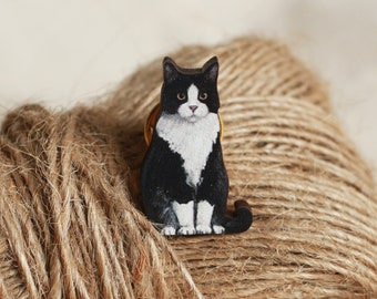 Tuxedo cat pin - wooden cat brooch tuxedo cat pin badge Tuxedo cat owner gift idea Black and white cat gift cat jewelry tuxedo cat jewellery