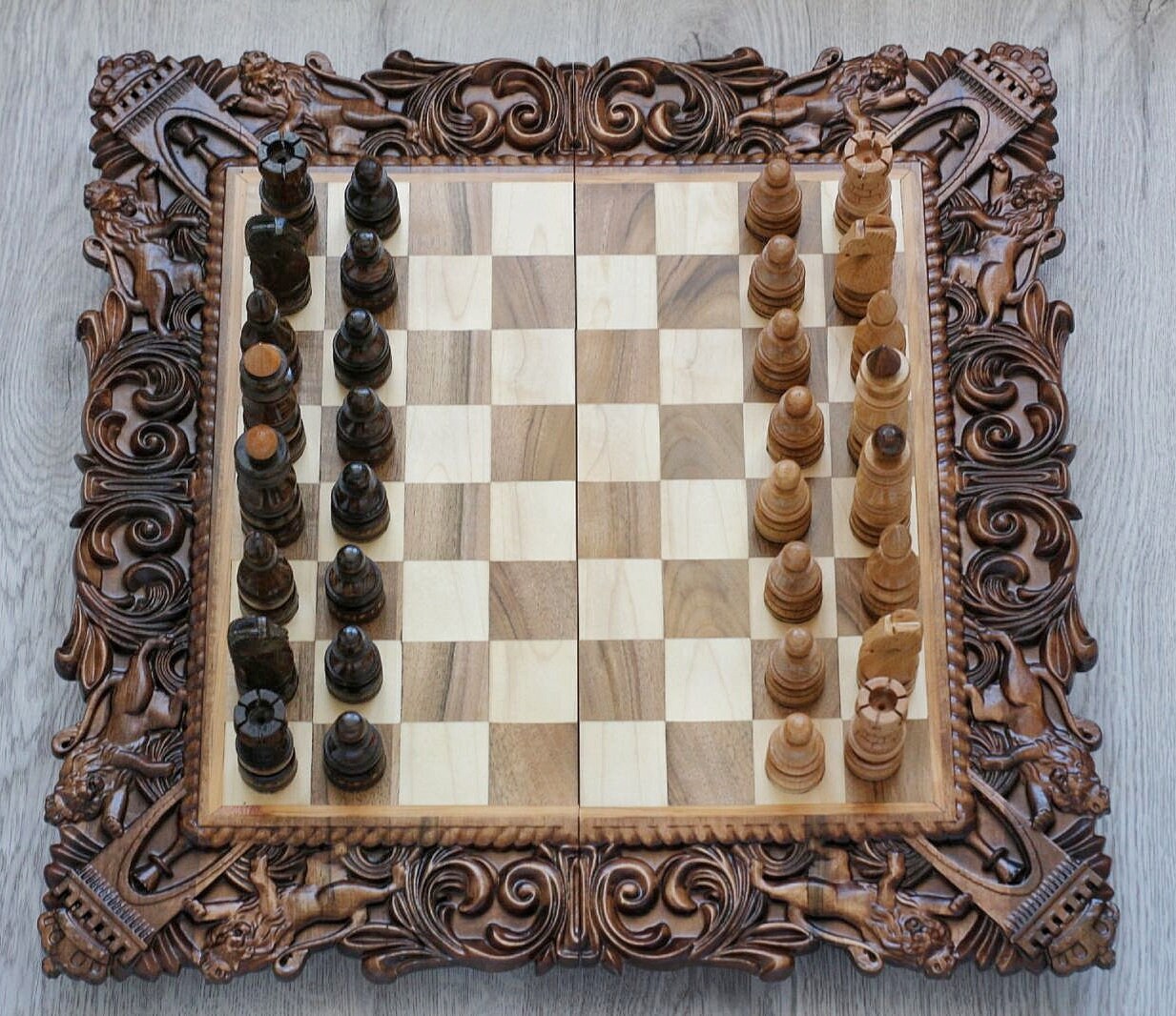 Wobble Chess Set - Modern Take on A Classic Game