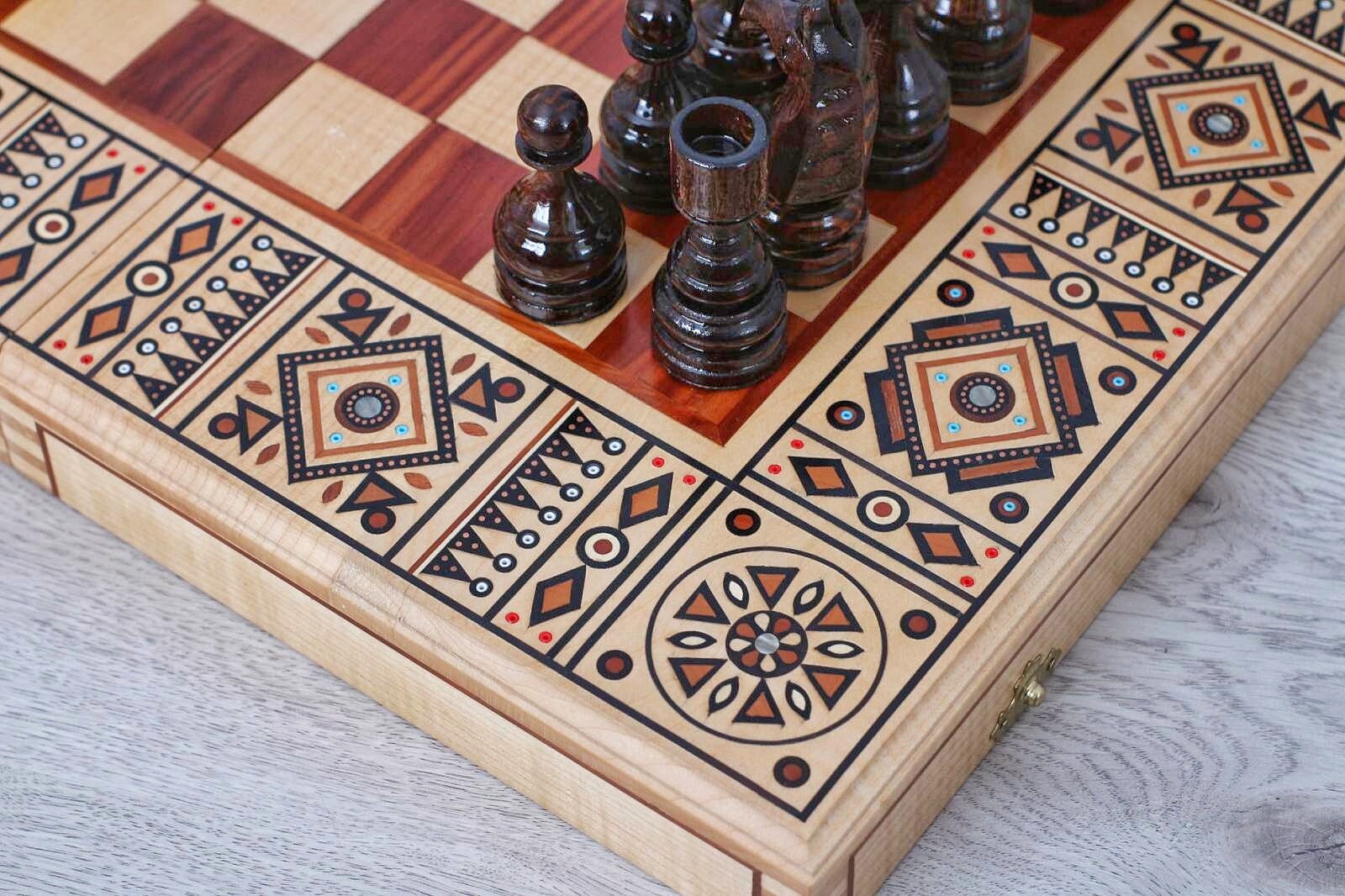 Deluxe Walnut and Maple Chess Board - 54cm
