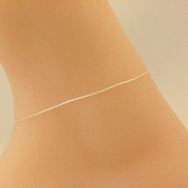 Thin Silver Anklet, Dainty Anklet Chain, Thin Anklet, Minimal Anklet, Sterling Silver or 14k Gold Fill, Adjustable