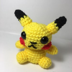 Crochet pikachu amigurumi