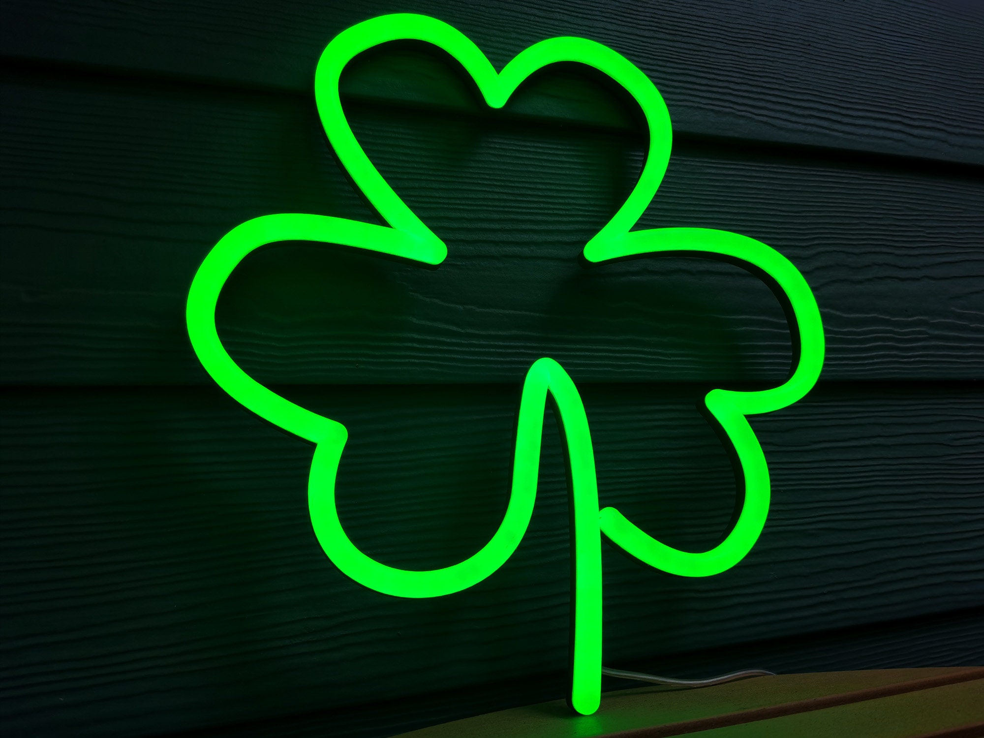 Clover Leaf Neon Sign St. Patrick's Day 3 Leaf Clover LED