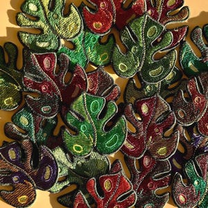 Monstera Leaves Patches,