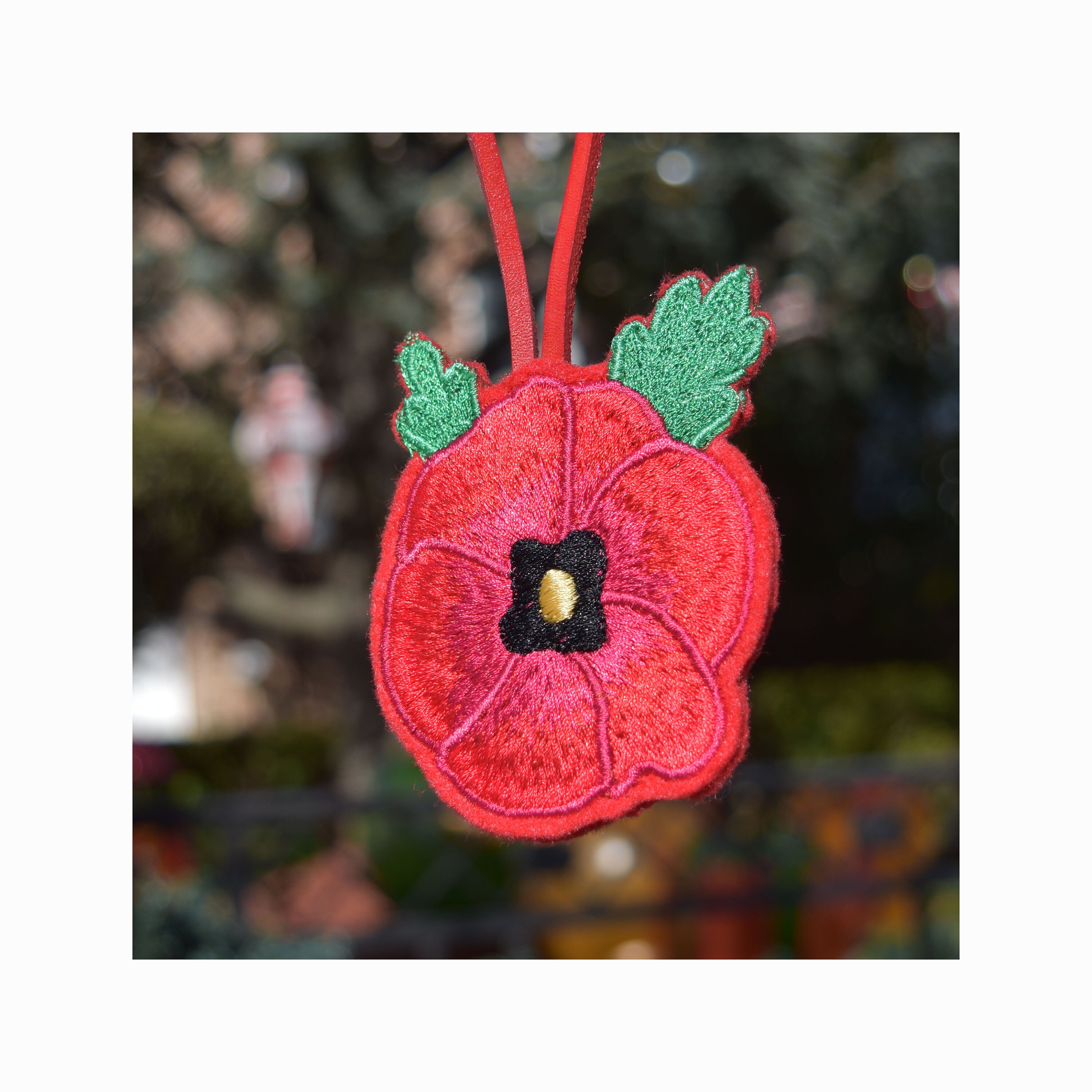 ★HEEARI★ [4th Reorder] Poppy Chain Mini Bag_Red MUSINSA | HEEARI Poppy Chain Mini Bag_Red