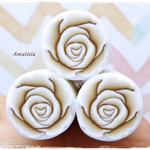 Polymer clay ﬂower cane: Raw polymer clay cane - Milleﬁori cane supplies -Ecru color flower cane - Rose cane - Supplies for jewelers