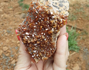 VANADINITE CRYSTAL SPECIMEN